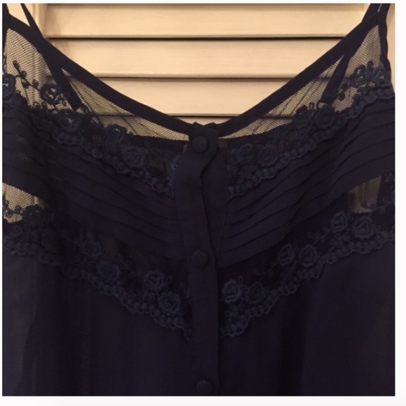 Blue Lace and Chiffon Tank - Picture 2 of 5